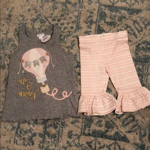 Mud pie tank and Capri set size 3T NWT